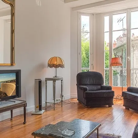 My Casa - Rue De Rivoli